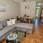 Zamardi Apartman アパート Zamárdi